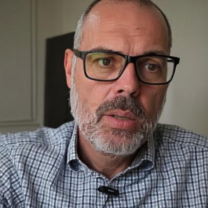STJ mantém condenação de Allan dos Santos por calúnia contra cineasta