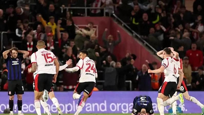 Jogadores do Southampton durante treinamento da equipe –