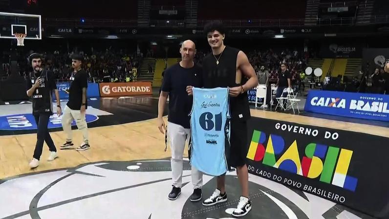 Jokic envolve-se em confusão na derrota que elimina os Nuggets, vídeo