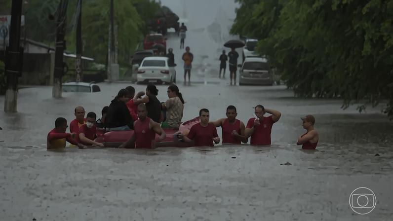 Chuva deixa mais de 1300 pessoas fora de casa e afeta o abastecimento de água na Paraíba