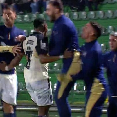 Gol de Jaja dentro da área aos 5 min do 2º tempo contra a Chapecoense