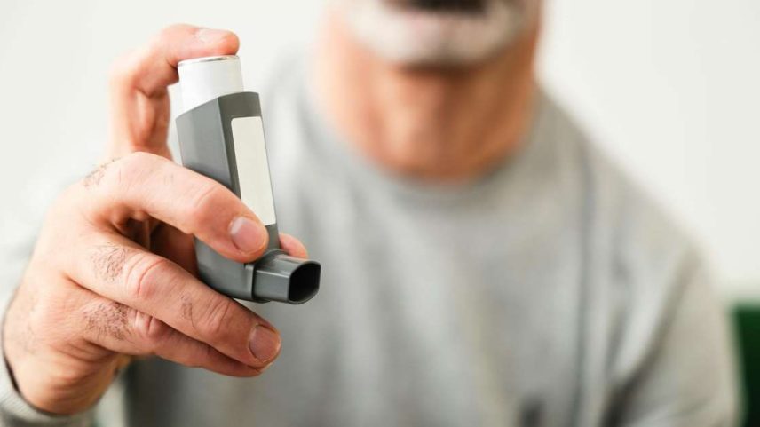 A manutenção do dispositivo também é fundamental para o controle da asma, que é uma inflamação crônica das vias aéreas