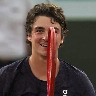 Meligeni emociona-se com vitória de Fonseca sobre Djokovic