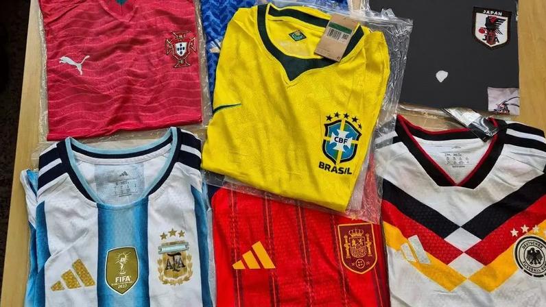 Camisetas apreendidas