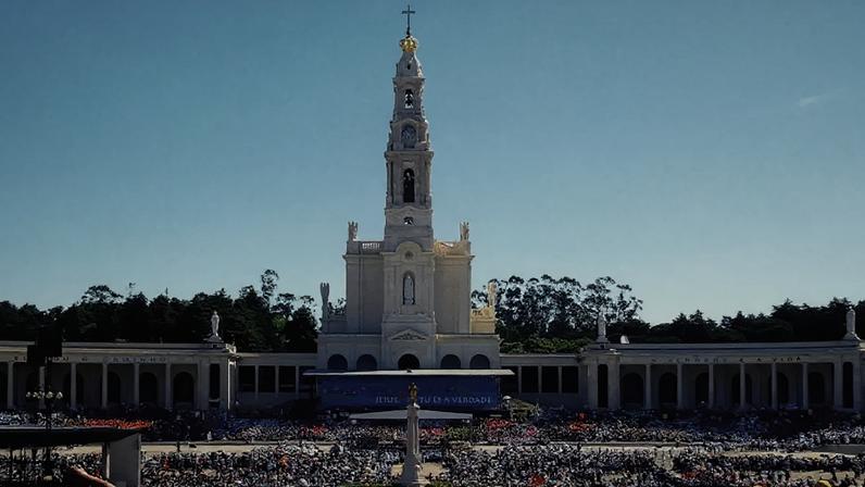 Aparições em Fátima transformam Portugal em centro da fé cristã