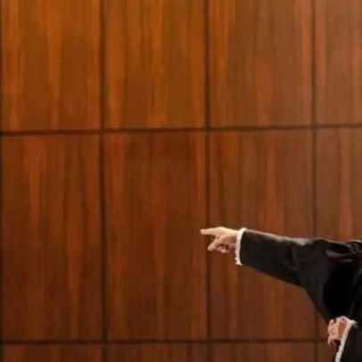 Prima Facie premiada retorna ao Rio em junho com Débora Falabella
