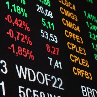 Queda nos serviços derruba a prévia do PIB para -0,7% em março
