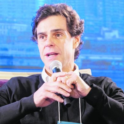 Juros altos dificultam empreendedorismo, aponta Benchimol