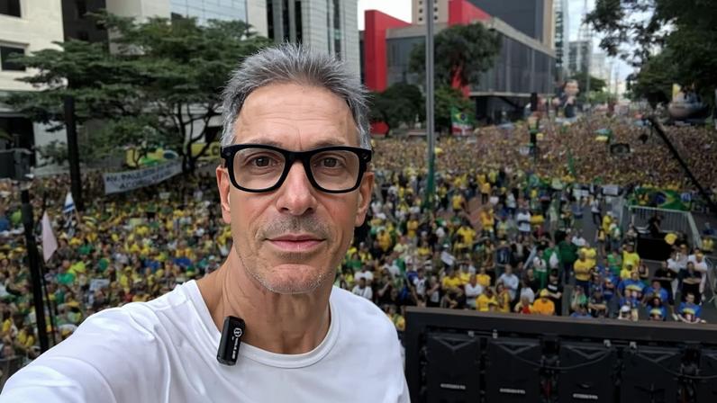 As declarações sobre ministros do STF, decisões monocráticas e possíveis mudanças no funcionamento do tribunal passaram a ocupar espaço frequente em seus discursos públicos. Zema também ampliou o diálogo com empresários, ruralistas e grupos ligados ao liberalismo econômico, buscando se apresentar como alternativa nacional para eleições futuras.