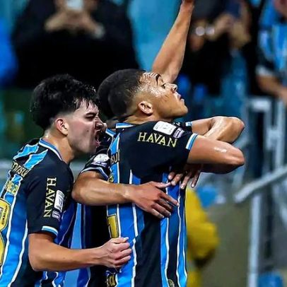 Grêmio vence o Santos de virada por 3 a 2 na Arena