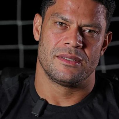 Hulk se despede do Atlético chorando e agradece aos fãs