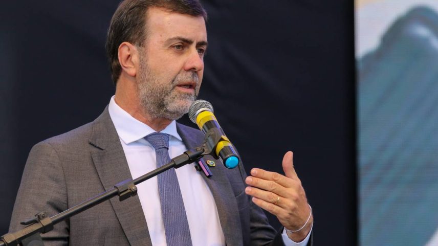 O presidente da Embratur, Marcelo Freixo durante abertura do Salão Nacional do Turismo, no Estádio Mané Garrincha, em Brasília - (Fabio Rodrigues Pozzebom/Agência Brasil)