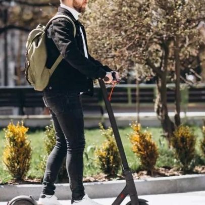 Uruguaiana multa uso irregular de patinetes; infrações podem chegar a R$ 140