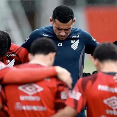 Athletico visita o Vasco buscando manter regularidade no Brasileirão