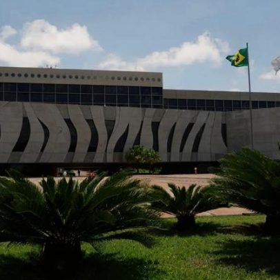 STJ pode beneficiar empresas em irregularidades, avaliam especialistas