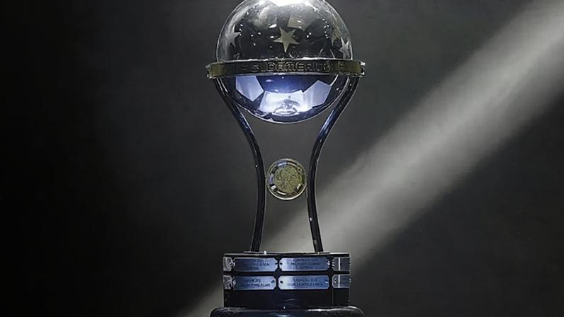 Taça da Copa Sul-Americana