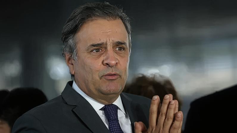 Aécio Neves discorda sobre voto impresso e diz que votação foi interditada e desvirtuada pelo presidente Jair Bolsonaro