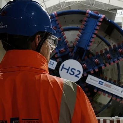 HS2 pode custar até £102,7 bi e trens mais lentos que o planejado