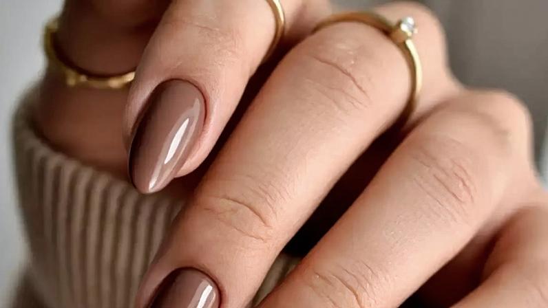 Unhas para quem trabalha com as mãos: 5 ideias bonitas e resistentes