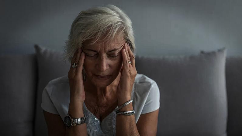 Descubra quando a dor de cabeça pode indicar algo grave