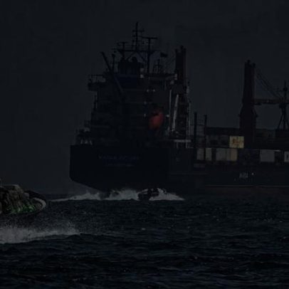 Plano para guiar 1.000 navios presos em Ormuz depende de ausência de hostilidades