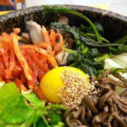 Bibimbap: prato coreano reúne tradição, estética e ingredientes variados