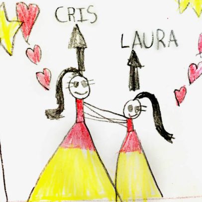 Dia das Mães: menina chora na escola; emociona quem viu