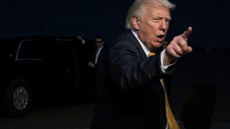 O presidente Donald Trump afirmou no sábado que a retomada dos ataques militares contra alvos dentro do Irã era "uma possibilidade".