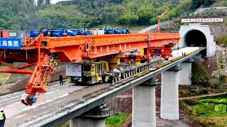 Viaduto Instalado Na Cidade De Guangyuan