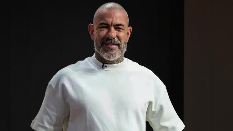 Aprendi em 30 segundos com o chef Henrique Fogaça, do 'MasterChef Brasil', a fazer o café da manhã mais diferentão e saboroso da minha dieta.