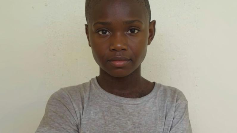 Jovem que sobreviveu a esmagamento de crânio vira evangelista no Congo