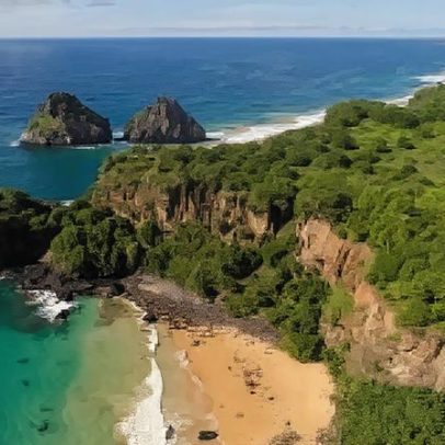 Baía do Sancho e Praia do Espelho estão entre as melhores do mundo em 2026