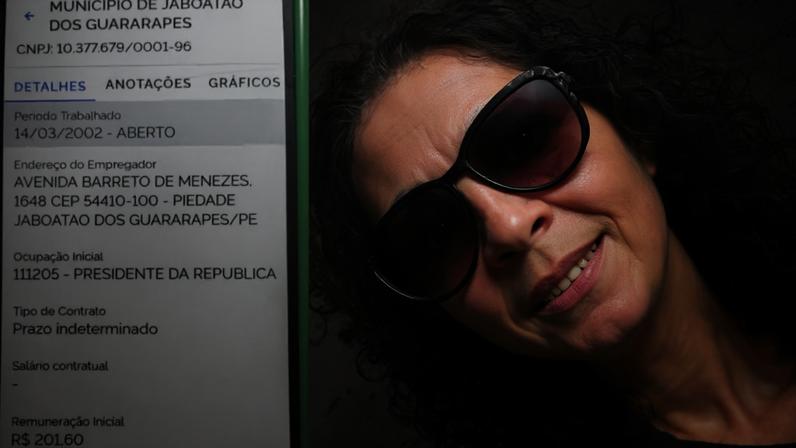 Técnica de enfermagem Aldenize Ferreira da Silva foi registrada em carteira de trabalho digital como presidente da República