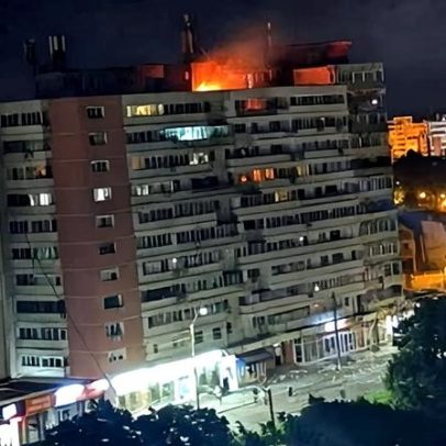 Drone russo atinge apartamentos na Romênia, deixa dois feridos e inicia incêndio