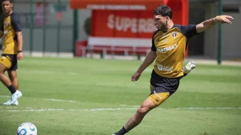 São Paulo não tem pressa para renovar com Calleri