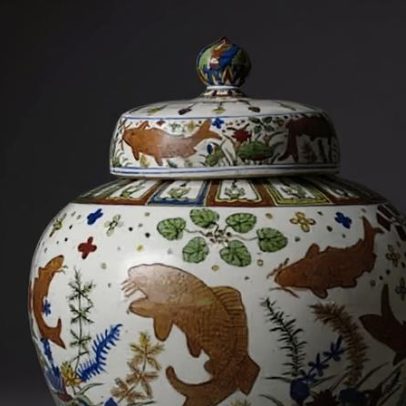 Porcelana conquista fama mundial pela elegância e valor artístico