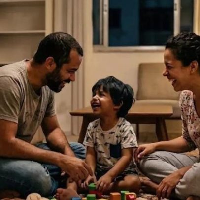 Brincar e rir com os filhos pode favorecer o desenvolvimento infantil