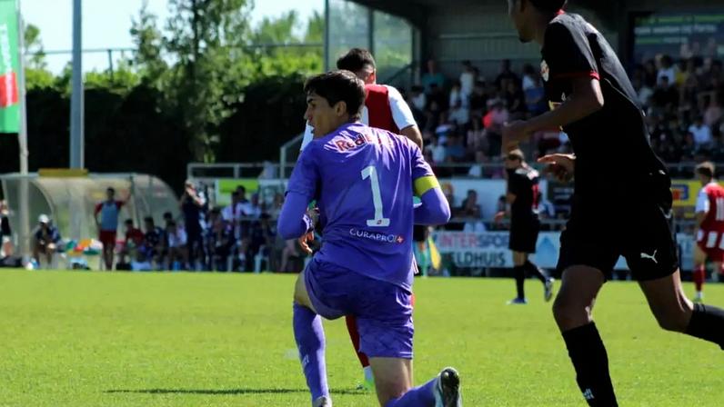 Rafael, goleiro do time sub-19 do Red Bull Bragantino.
