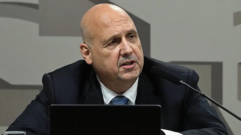 O presidente da CVM, Otto Lobo, durante sabatina no Senado