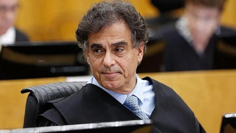 Ministro Luiz Philippe Vieira de Mello Filho.