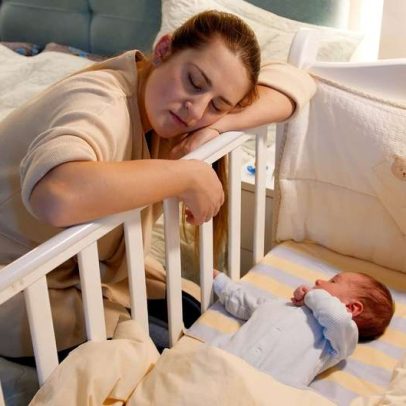 Privação de sono na maternidade: riscos que vão além do cansaço
