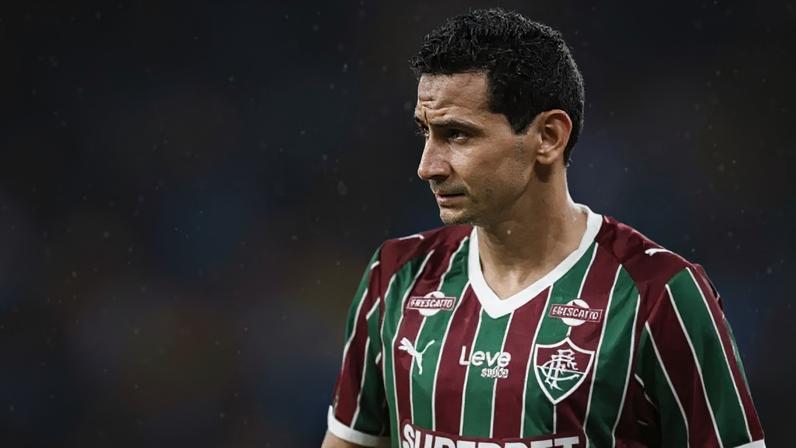 Ganso mira clubes da Série A após afastamento do Fluminense
