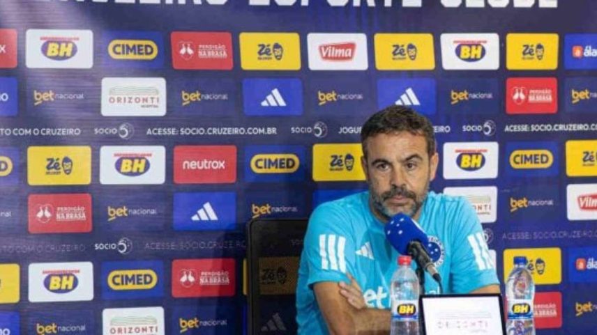 Artur Jorge celebra vitória na Fonte Nova em sintonia com com a torcida do Cruzeiro –