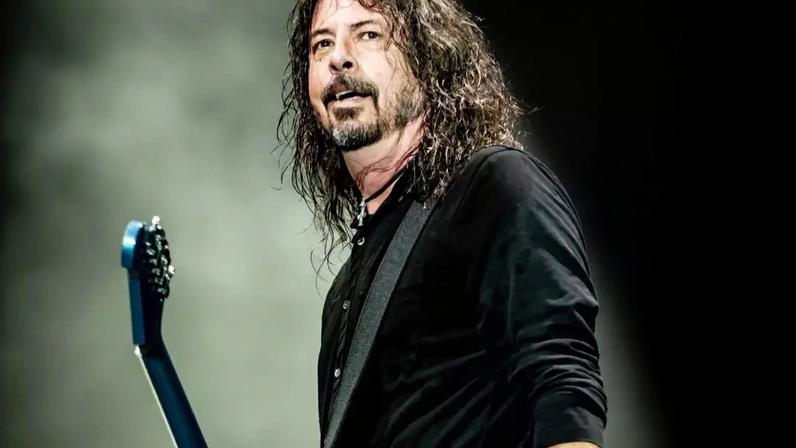 Dave Grohl com o Foo Fighters no The Town