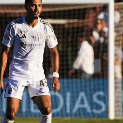 Ex-Botafogo lidera estatísticas defensivas do Casa Pia na elite portuguesa