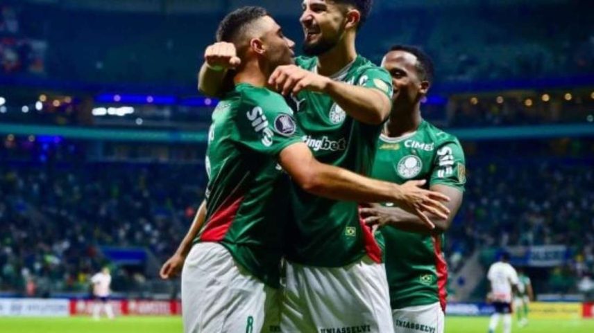 Jhon Arias e Flaco López comandaram a vitória do Verdão sobre o Junior Barranquilla –
