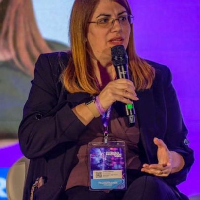 Educação vai além da tecnologia, afirma educadora mais influente sobre inovação