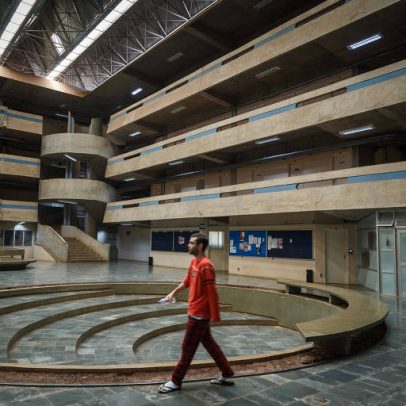 Unicamp aprova IA e mais três cursos; votação da Faculdade de Direito é adiada