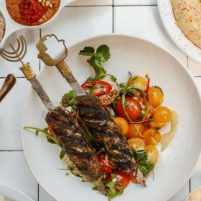 Culinária árabe celebra tradição, aromas e temperos