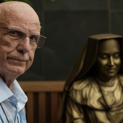 Padre Júlio Lancellotti é acusado de usar dinheiro da igreja para quitar ação